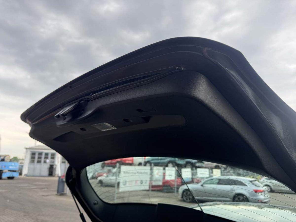 BMW 1er E87 original Heckklappe mit Heckscheibe 475 Blacksapphire Bj.2005
